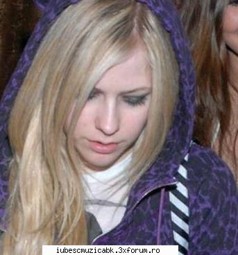 poze avril - lifeismusic - avril lavigne